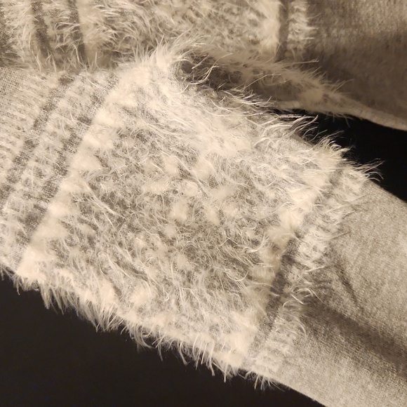 Loft SZ M Sweater - Picture 2 of 5